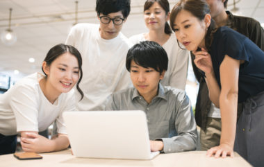 7 Surprising Things About Japanese Work Culture, as Told by
