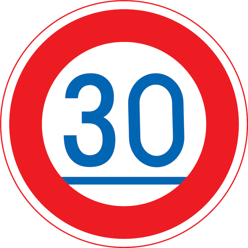 最低限速度可低於30的道路標誌